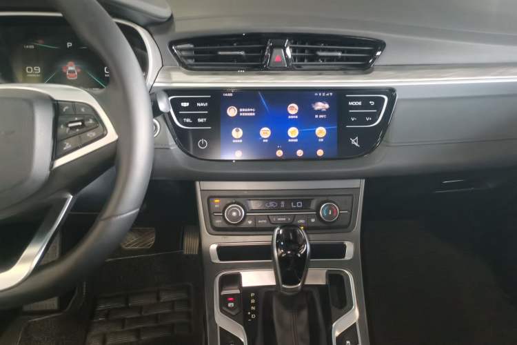 Used Geely Auto Emgrand 2019 Leading Edition 1.5L CVT Upward-Connected Model China VI Standard
