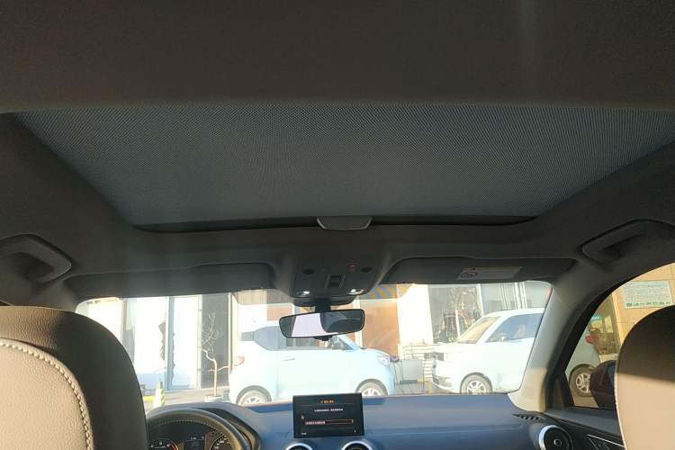 Used Audi Q2L 2022 35 TFSI Fashionable and Elegant Model
