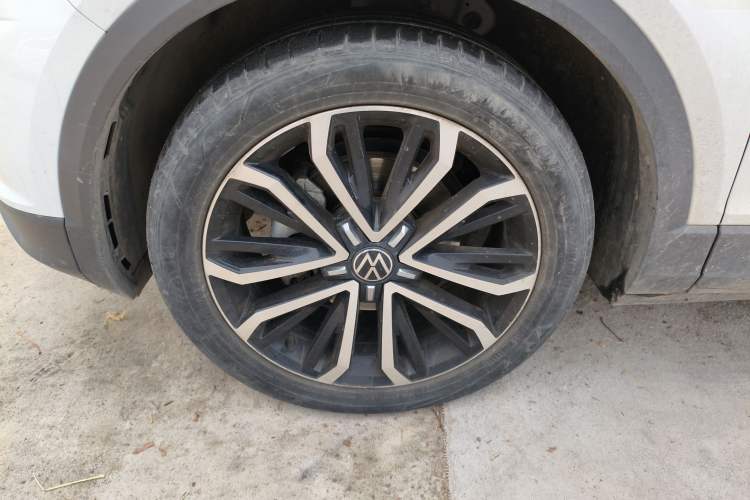 Used Volkswagen T-ROC 2022 280TSI DSG Two-Wheel Drive Comfort PLUS