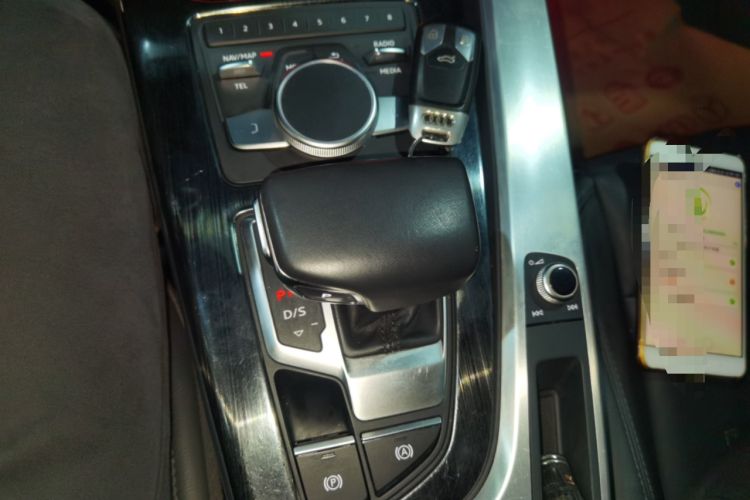 Used Audi A4L 2019 40 TFSI Fashion Edition China VI Emission Standard
