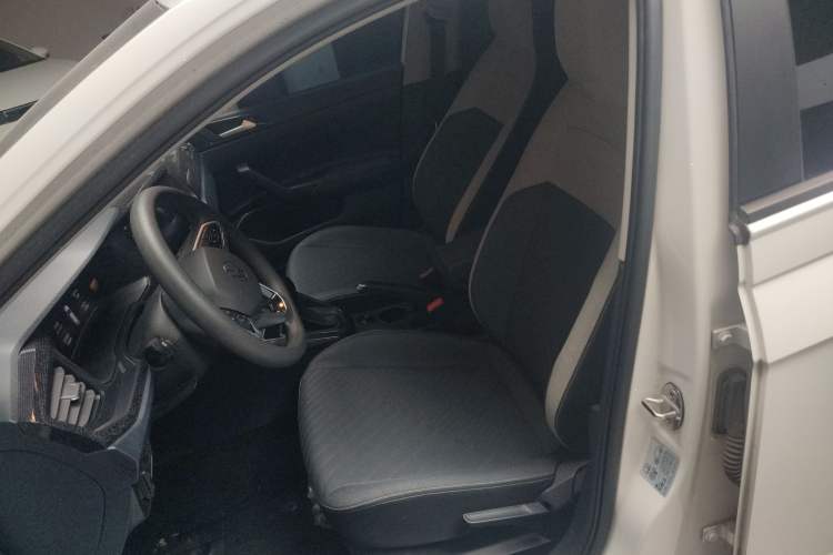 Used Volkswagen Lavida 2023 New Sharp 1.5L Automatic Excellent New Edition
