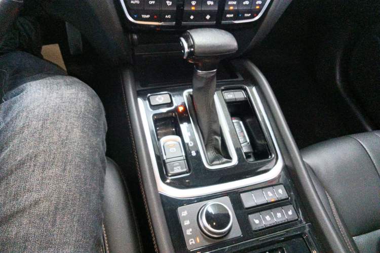 Used GAC Trumpchi GS8 2017 320T Four-Wheel Drive Luxury Smart Connectivity Version (7 Seats)