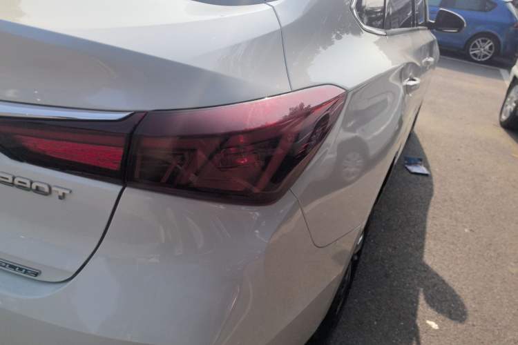 Used Changan Eado 2020 PLUS Blue Whale NE 1.4T GDI DCT Prestige Model
