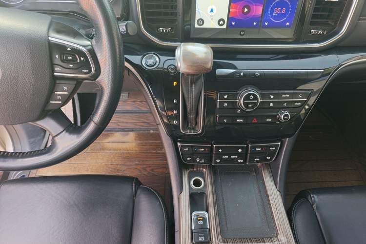 Used GAC Trumpchi M8 2019 320T Ultimate Edition
