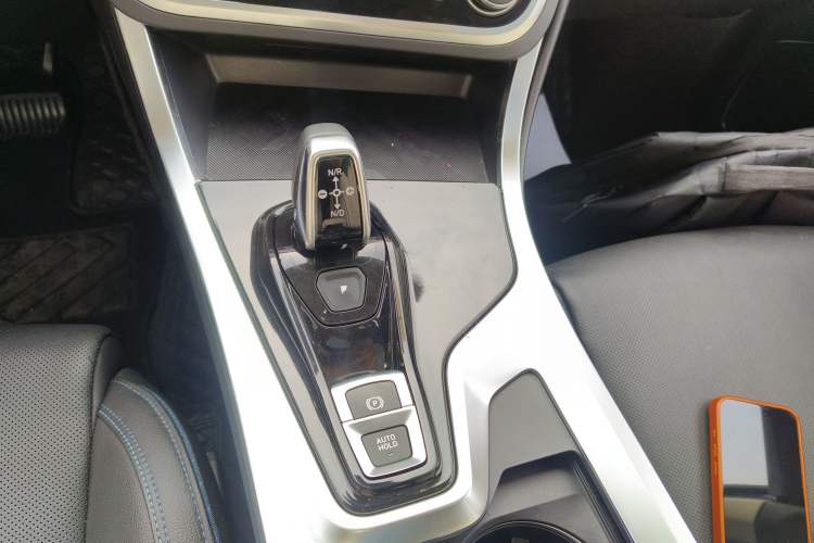 Used Lynk & Co 01 2019 2.0T Two-Wheel Drive Zhaopu Version China VI Standard
