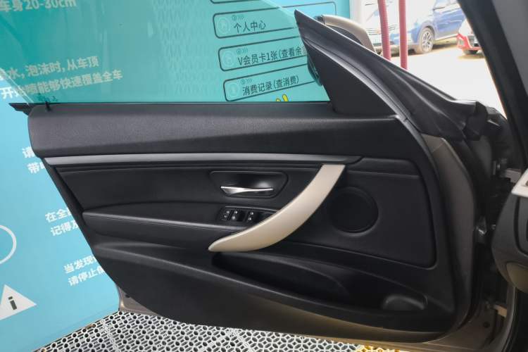 Used BMW 3 Series GT 2013 320i Leading Model
