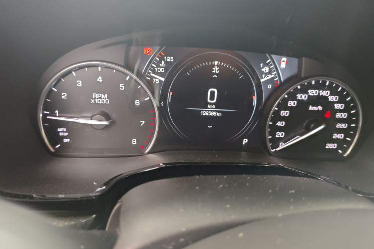 Used Cadillac XT5 2018 25T Luxury Model
