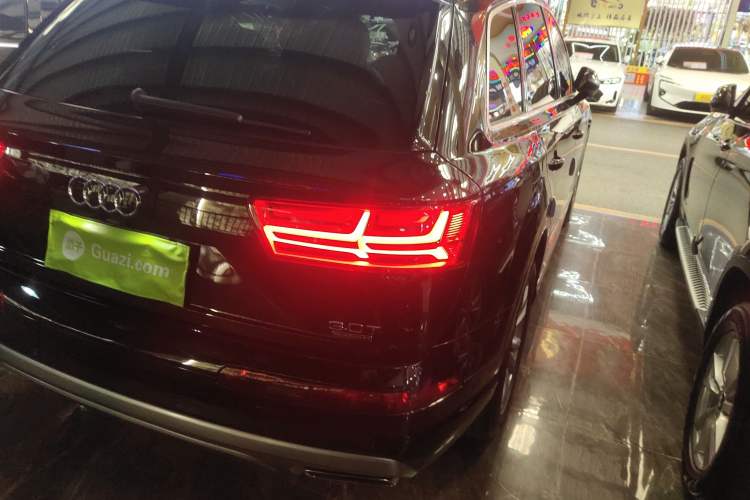 Used Audi Q7 2016 3.0 TFSI parallel import
