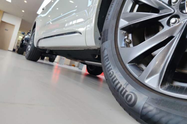 Used Hongqi HS5 2023 2.0T Qixiang Pro Edition