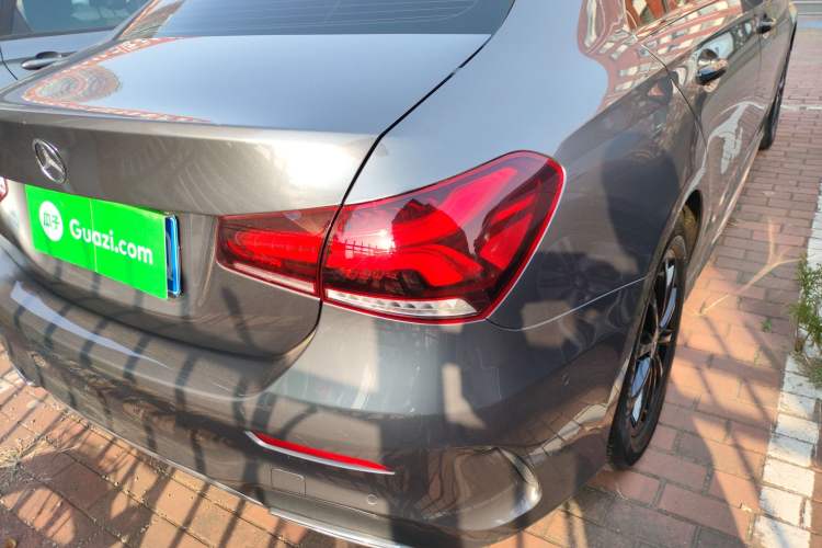 Used Mercedes-Benz A-Class 2020 Restyled A 200 L Sport Sedan Fashion Version
