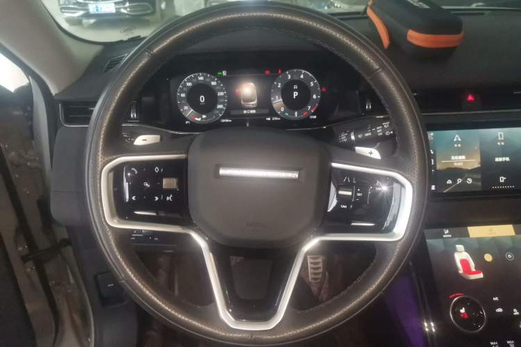 Used Land Rover Range Rover Evoque 2023 Aurora L 249 PS Collins Antique Bronze Special Edition
