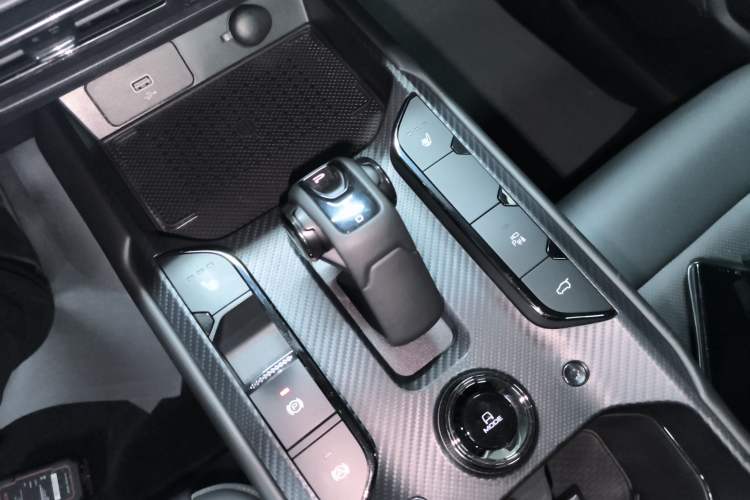 Used Haval  2024 Hi4 102km Trend Electric Version Plus
