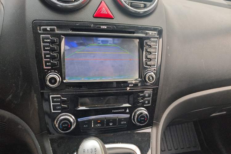 Used Haval H6 2013 Upgraded Model 1.5T Manual Two-Wheel Drive Elite Version
