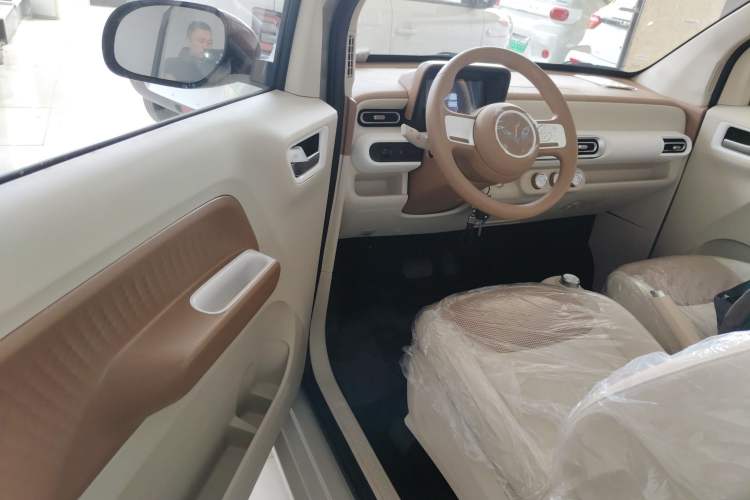 TDK.VehicleDetails.img