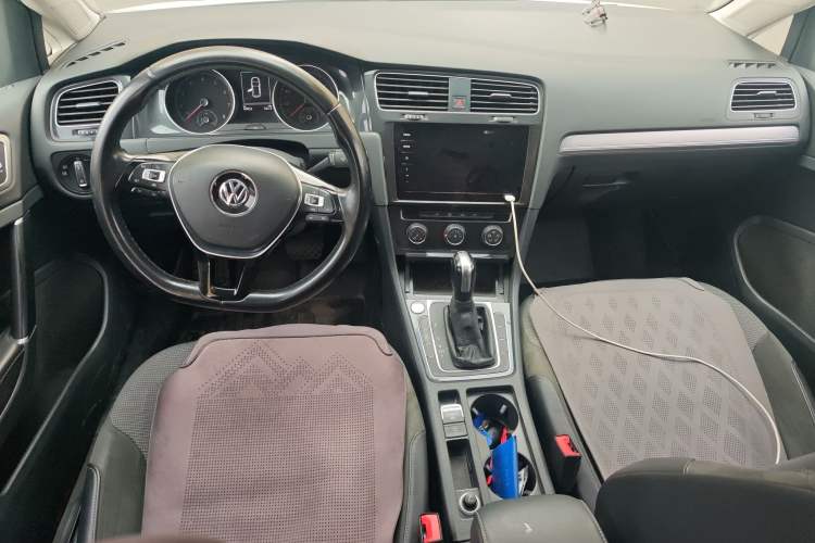 Used Volkswagen Golf 2020 Zhiai Edition 280TSI DSG Comfort Model