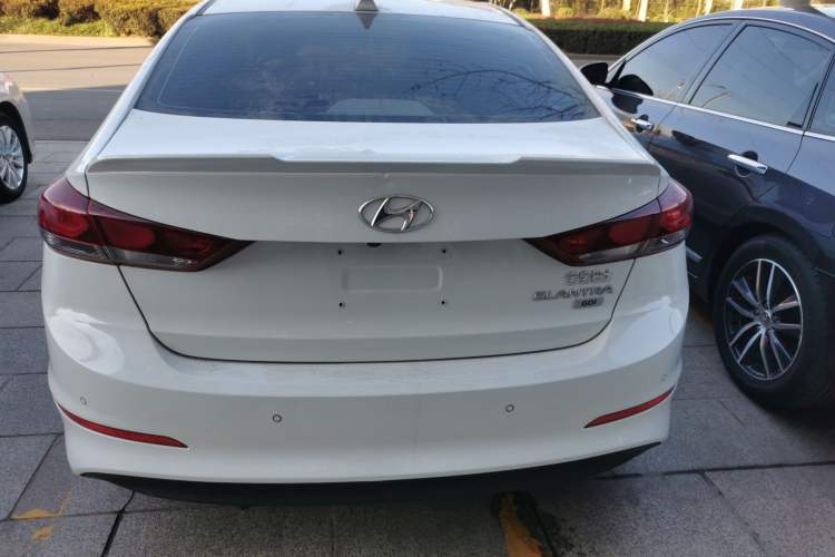 Used Hyundai Elantra 2016 1.6L Automatic ZhiXuan – Elite Version
