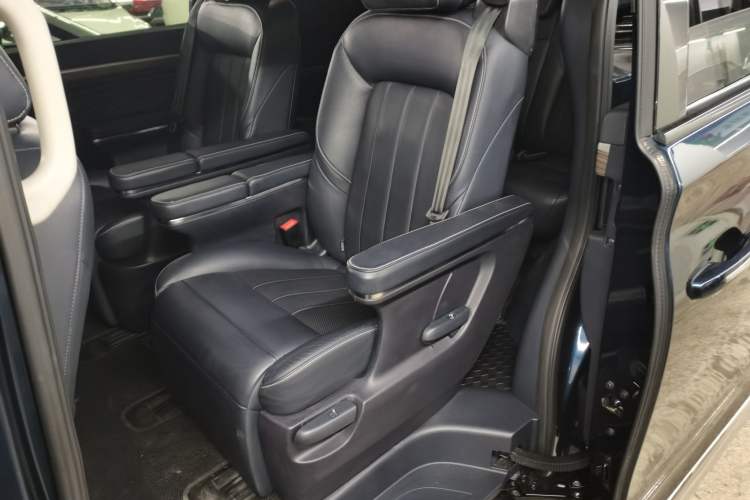 Used GAC Trumpchi M8 2019 320T Ultimate Edition
