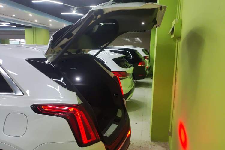 Used Cadillac XT5 2021 28T Luxury Version
