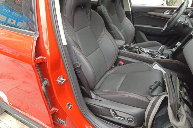 Used Lynk & Co 02 2019 1.5T DCT Two-Wheel Drive Pro Edition China VI Standard
