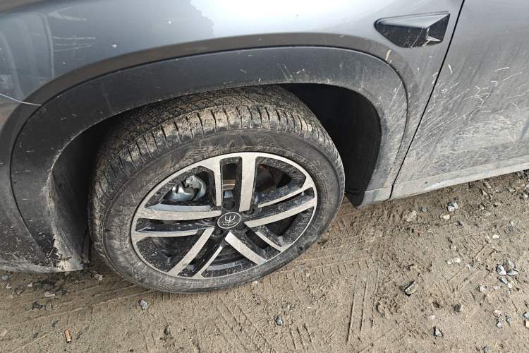 Used BYD Song L DM-i 2025 Intelligent Driving Version 112 km Beyond-Range Type
