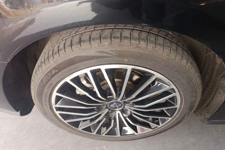 Used BYD Han 2020 EV Long-Range Luxury Model
