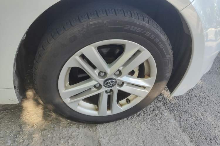 Used Toyota Levin 2021 185T CVT Luxury Edition
