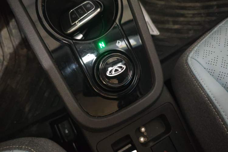 Used Chery Little Ant 2022 Sweet Pink Edition Full-Sugar Version Lithium Iron Phosphate 30 kW 301 km