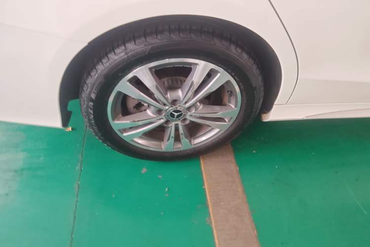 Used Mercedes-Benz C-Class 2019 C 180 L Fashion Edition Sport Version
