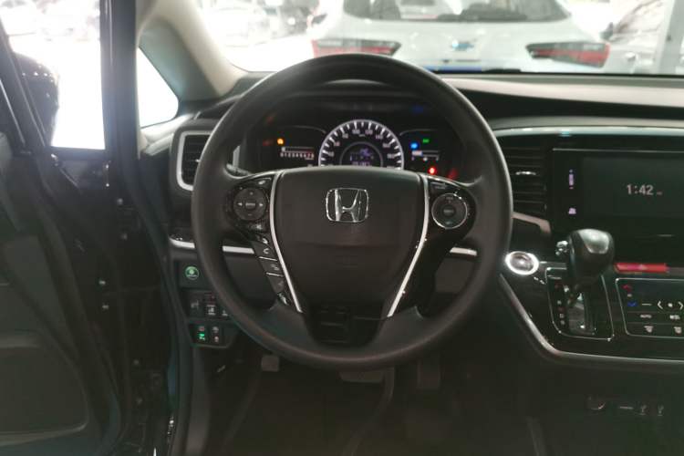 Used Honda Odyssey 2018 2.4L Luxury Edition