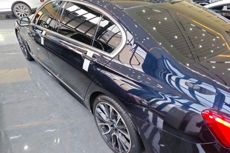 Used BMW 7 Series 2021 740Li Leading Model M Sport Package
