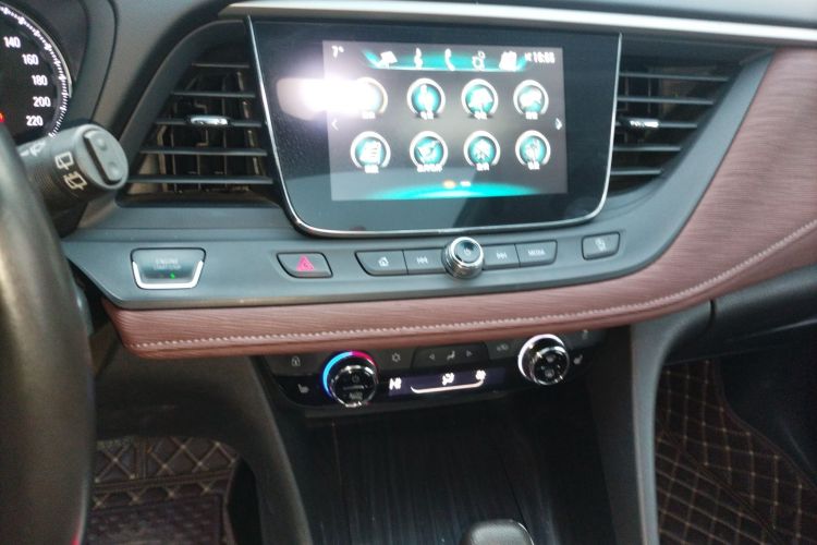 Used Buick GL6 2019 18T 6-Seater Connected Luxury Version China VI Standard