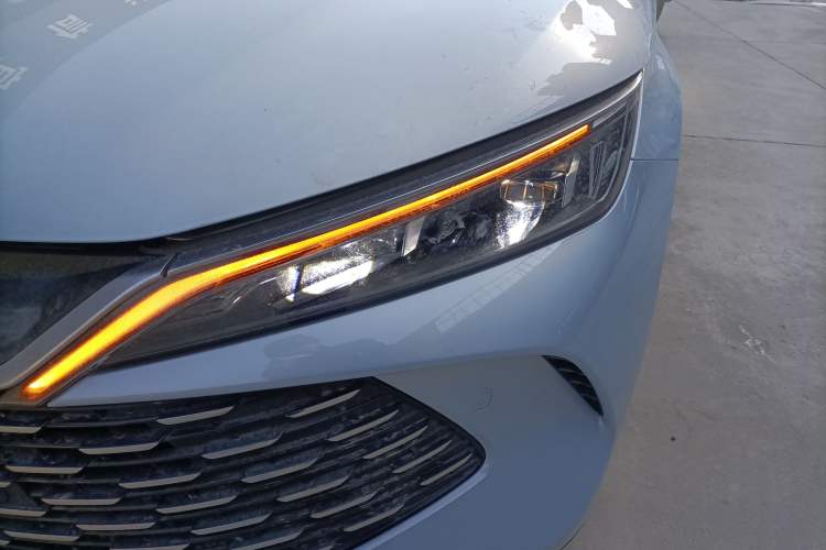 Used BYD Qin L 2025 DM-i Smart Drive 120KM Superior Model
