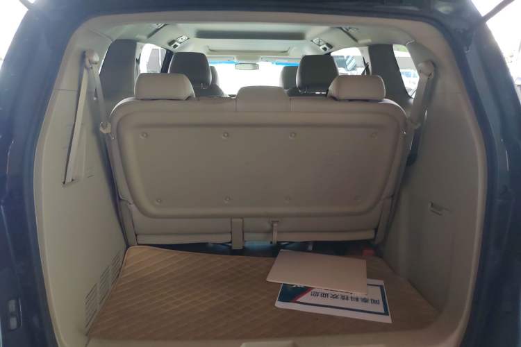 Used Buick GL8 2018 28T Luxury Model China VI Standard
