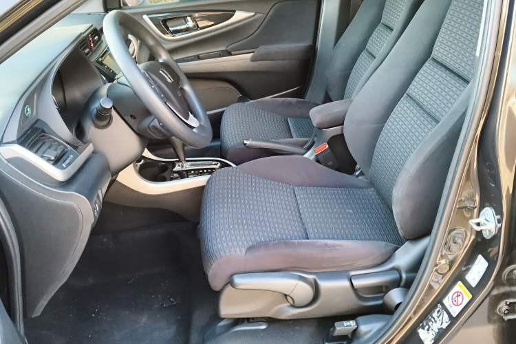 Used Honda Crider 2013 1.8L automatic luxury edition
