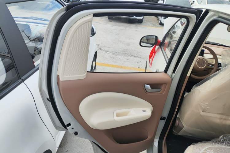 Used Wuling Hongguang MINIEV 2025 Four-Door Version Advanced Edition
