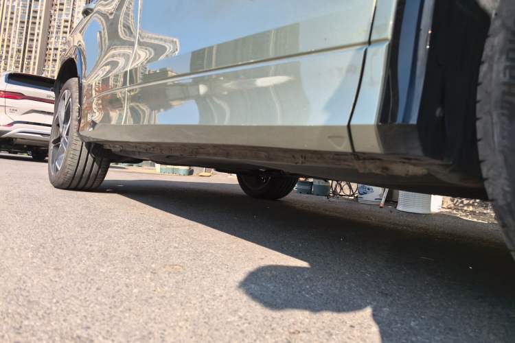 Used Volkswagen Tayron 2025 Tiguan L 380TSI 4Motion Luxury
