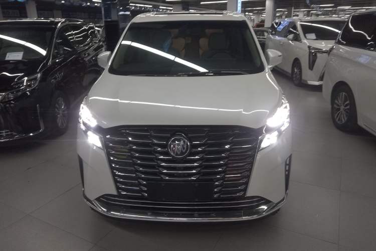 Used Buick GL8 2023 ES Lu Zun Comfort Model