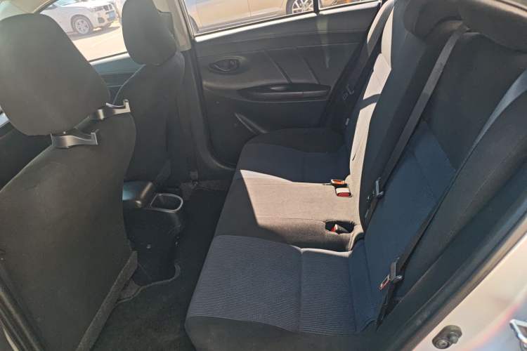 Used Toyota YARiS L 2017 1.5E CVT Dynamic Edition
