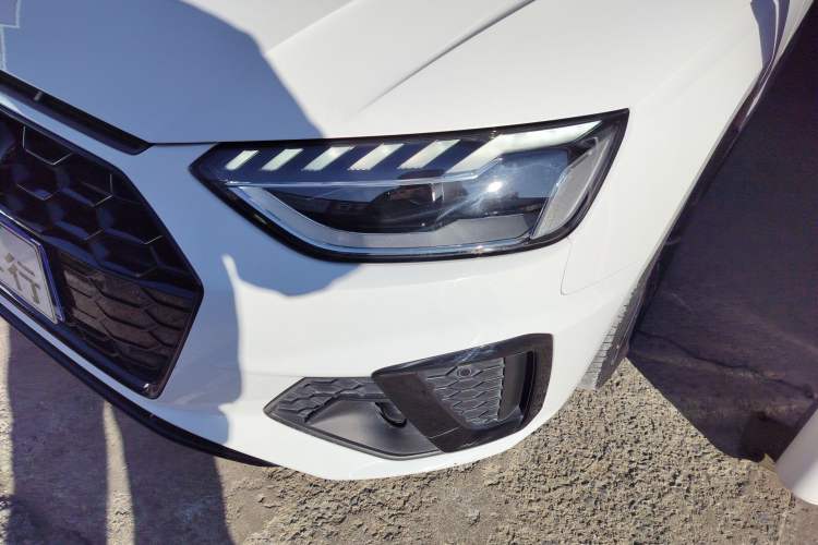 Used Audi A4L 2023 40 TFSI Luxury Dynamic Model
