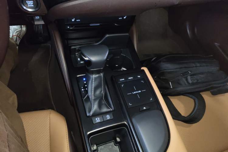 Used Lexus ES 2020 200 Excellence Edition