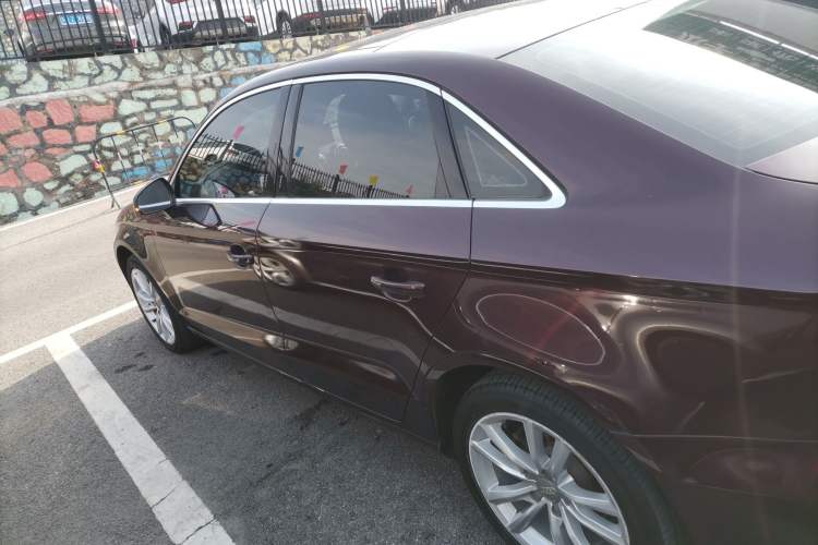 Used Audi A3 2015 Limousine 35 TFSI Millionth Anniversary Comfort Model
