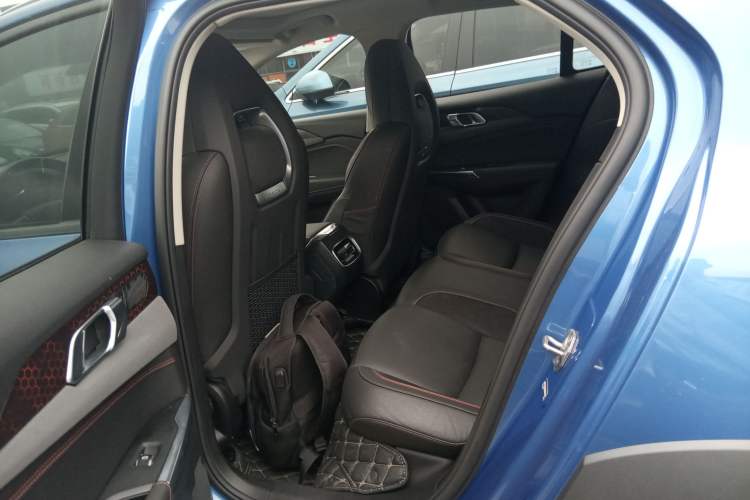 Used Lynk & Co 02 2018 1.5T DCT Two-Wheel Drive Sporty Version China V Standard
