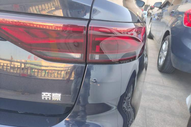 Used Geely Auto Emgrand 2022 4th Generation 1.5L CVT Flagship Model