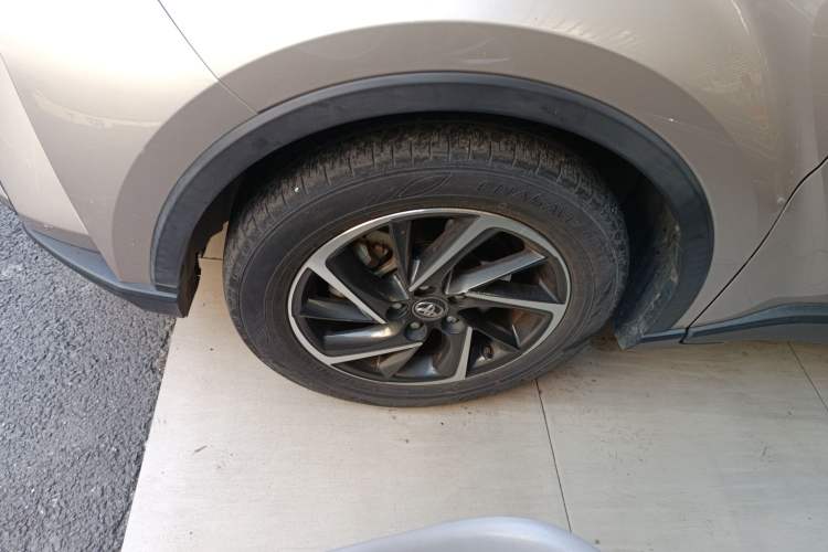 Used Toyota C-HR 2021 2.0L Luxury Edition
