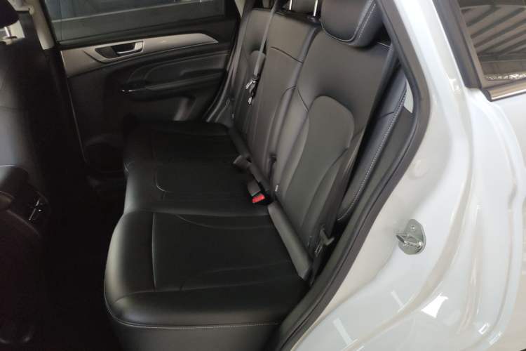 Used Haval M6 2021 PLUS 1.5T DCT Comfort Edition