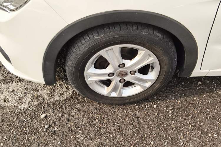 Used Baojun 310 2017 1.5L Automatic Fashion Model