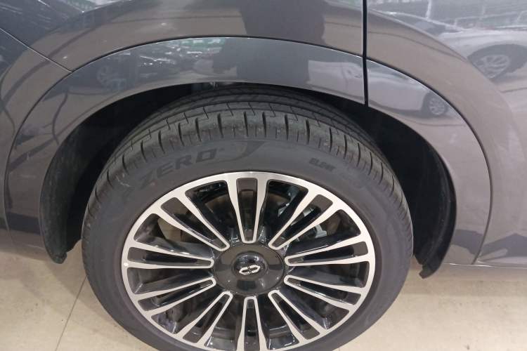 Used Hima AITO M7 2024 1.5T Intelligent Drive 4WD Ultra Version 5 Seats