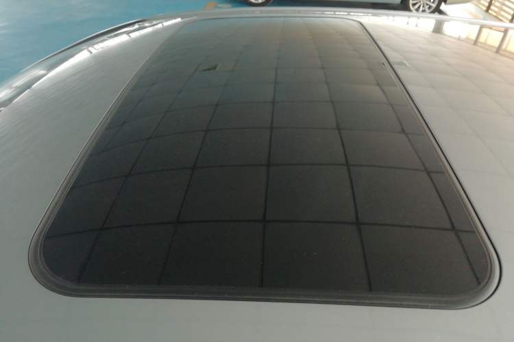 Used Toyota Avalon 2019 Dual-Engine 2.5L Luxury Edition China VI Standard
