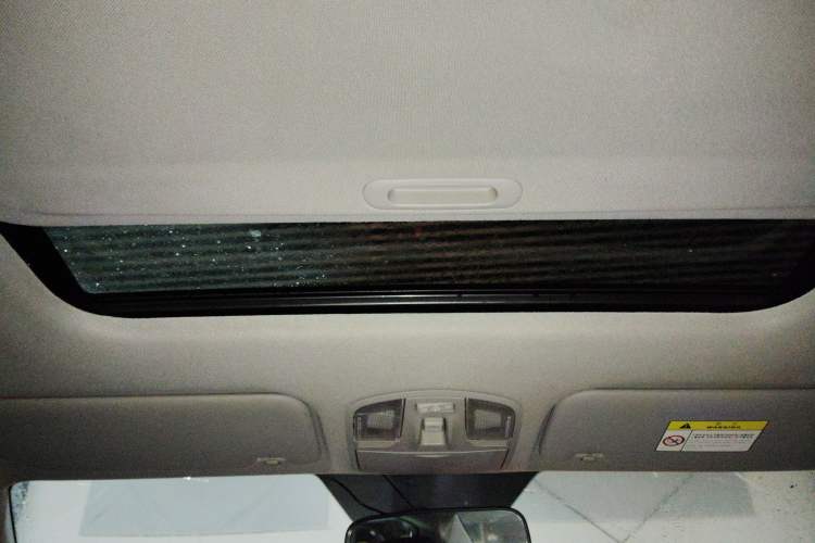 Used Hyundai Celesta 2017 1.6L Automatic Enjoyment Version GLS