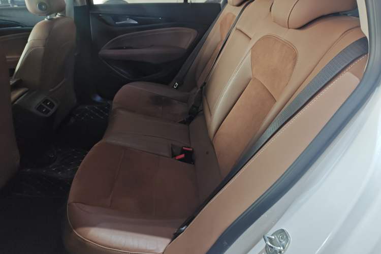 Used Buick Regal 2019 Revised 20T Luxury Version China VI Standard
